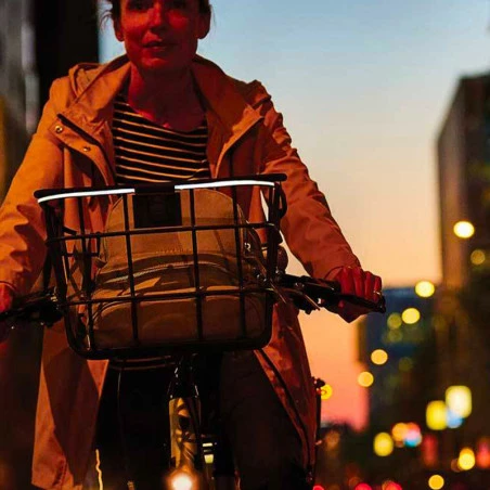 Panier Vélo Guidon Alu BASIL Bremen Avec LED 2 Panier Vélo Guidon Alu BASIL Bremen Avec LED – Image 2